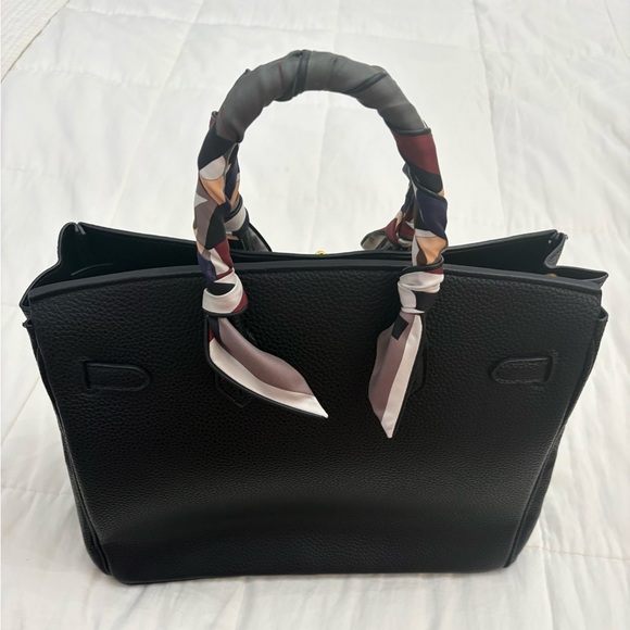 Purse - Picture 4 of 13